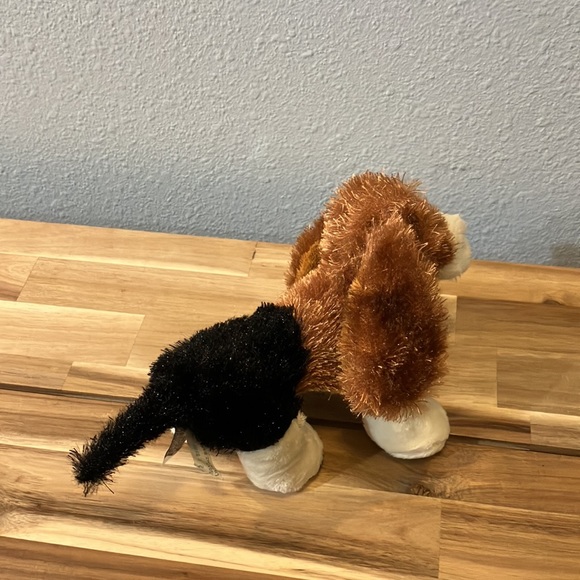 Lil Kinz Basset Hound Webkinz WITH CODE - Picture 3 of 4